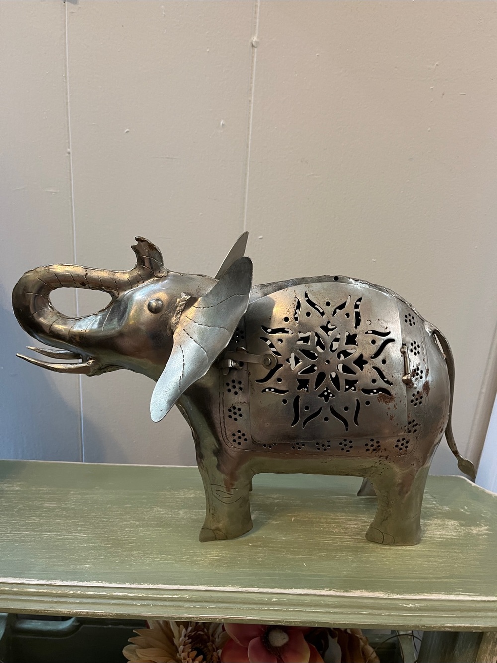 Vintage Metal Elephant Tea Light Holder: Boho Home Decor